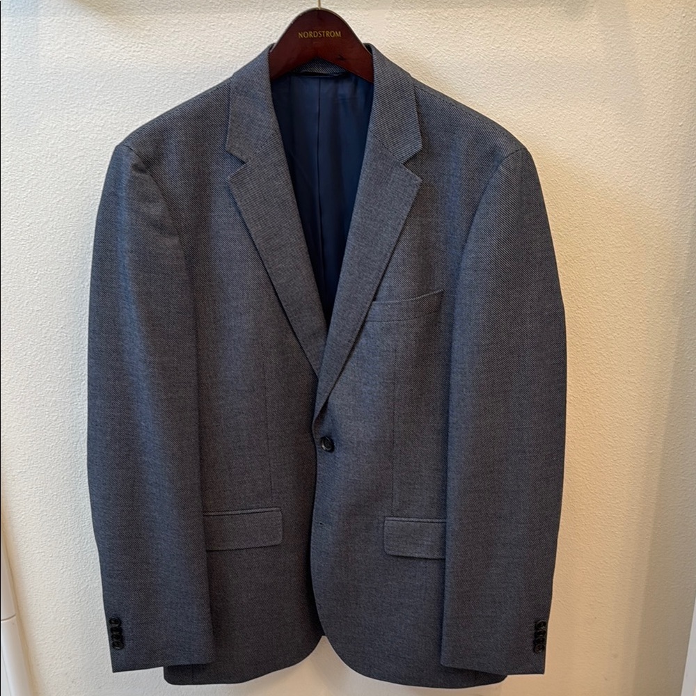 Hugo Boss Blue Gray Sport Coat for a Sophisticated Look